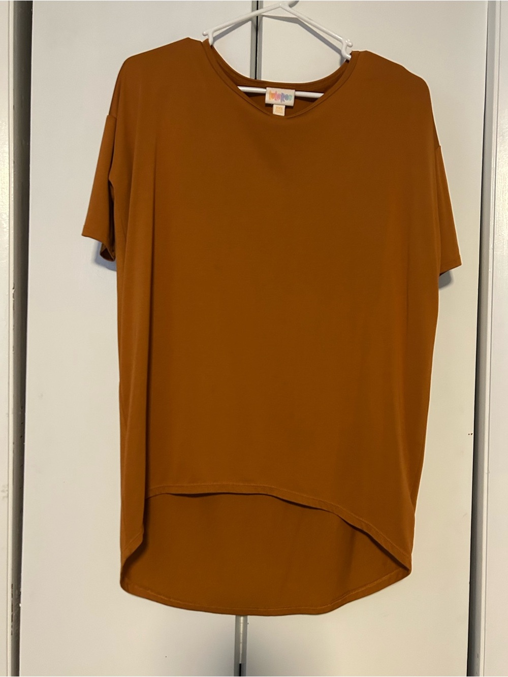 LuLaRoe Irma -Soft High-Low Tunic Top in Rust- XXS (fits up to a Medium)